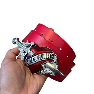 Red Love Hurts Dagger Heart Buckle Belt Silver Tone Novelty Edgy Goth Punk 42in